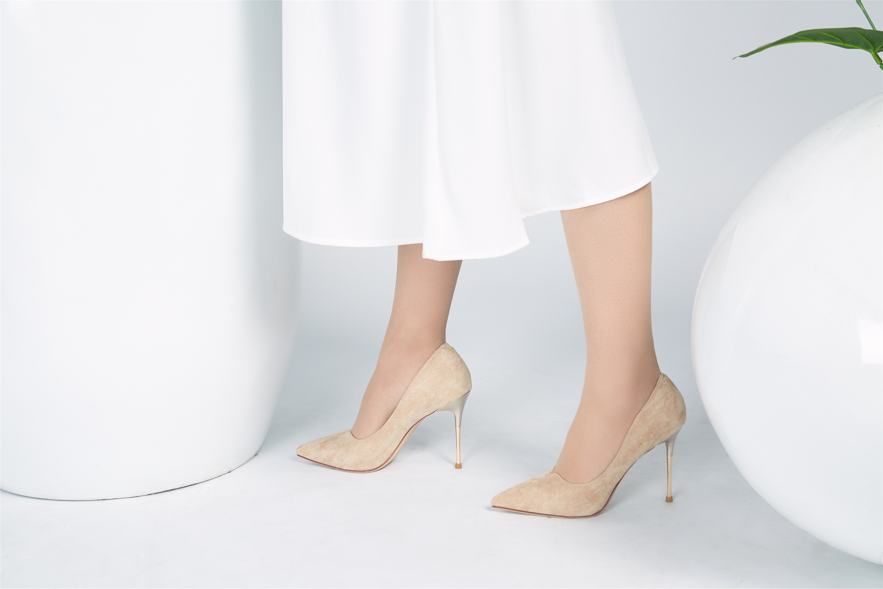 奈丝写真 NO.024 晨静-白色开衩连衣裙